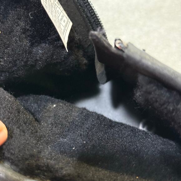UGG NWOT Ashton Zip Waterproof Bootie Black Suede Chunky Heel Womens 10 Winter - Picture 12 of 15